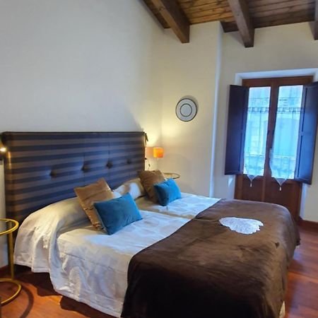 Apartamento Cal Tranquil Camprodon, Acollidor Atic Al Centre Habitación foto