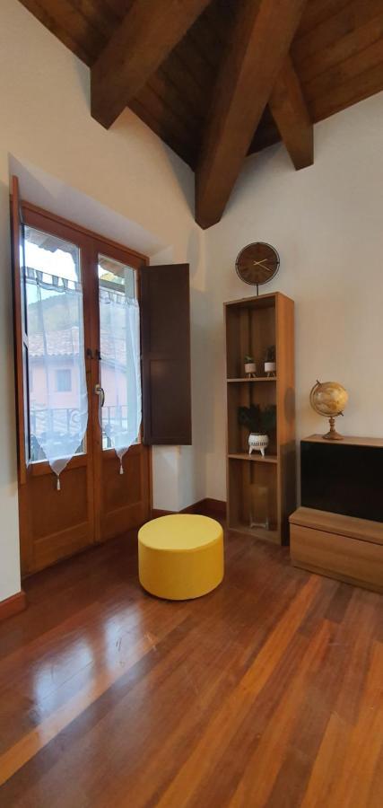 Apartamento Cal Tranquil Camprodon, Acollidor Atic Al Centre Exterior foto